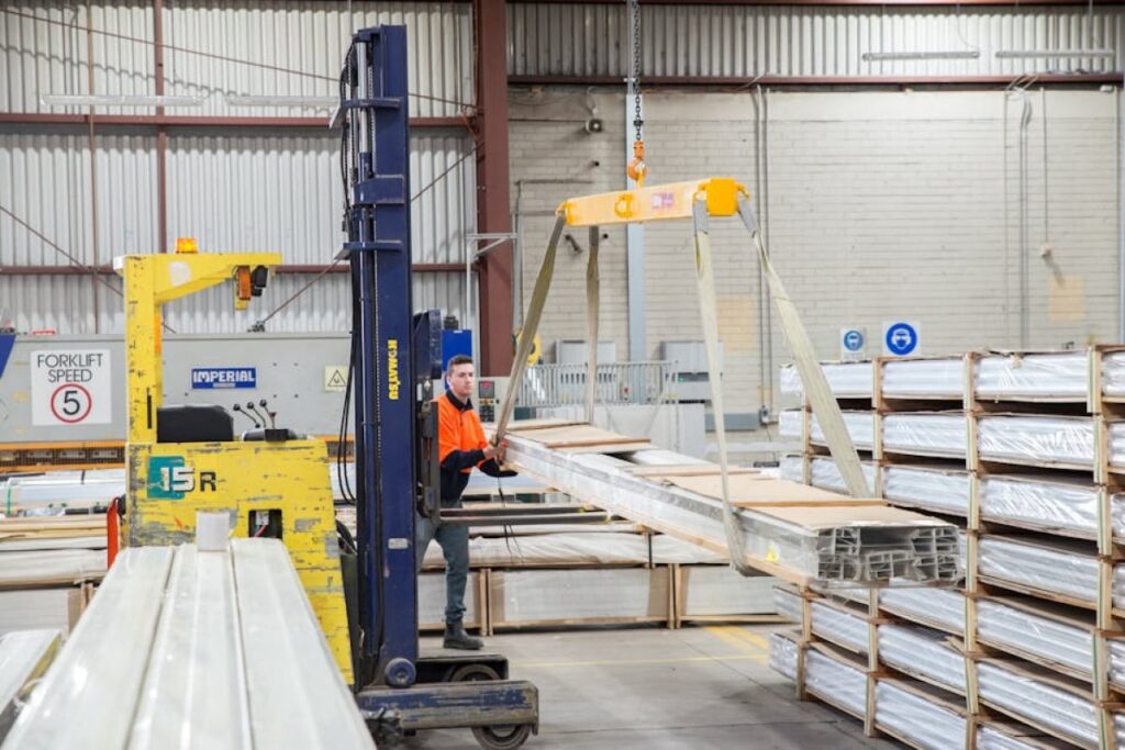 forklift mast