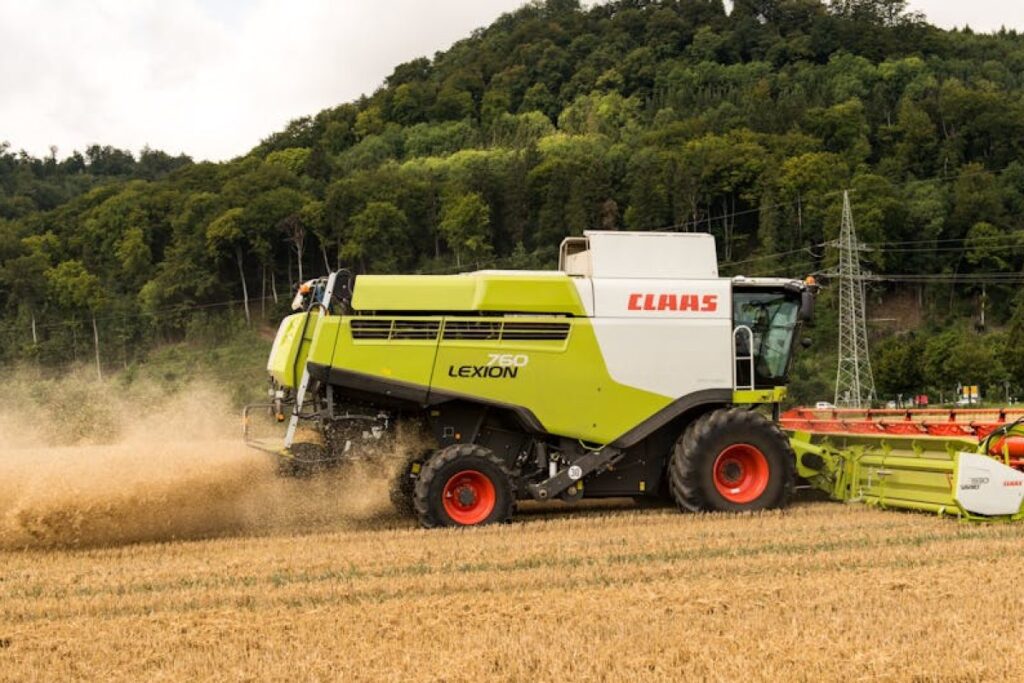 Claas Volto tedder