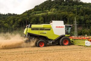 Claas Volto tedder