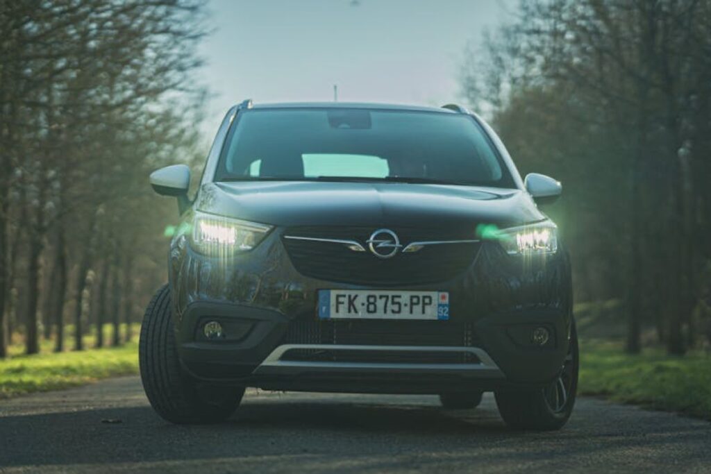 Opel Antara car