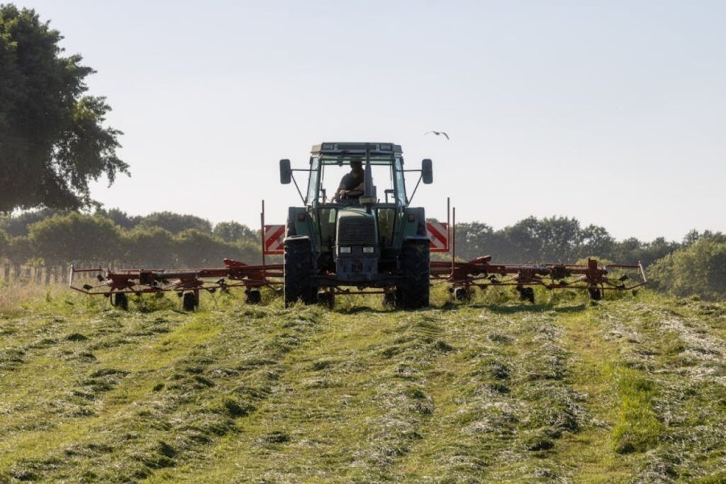 Stoll Z-585 tedder