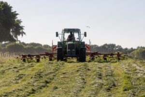 Stoll Z-585 tedder