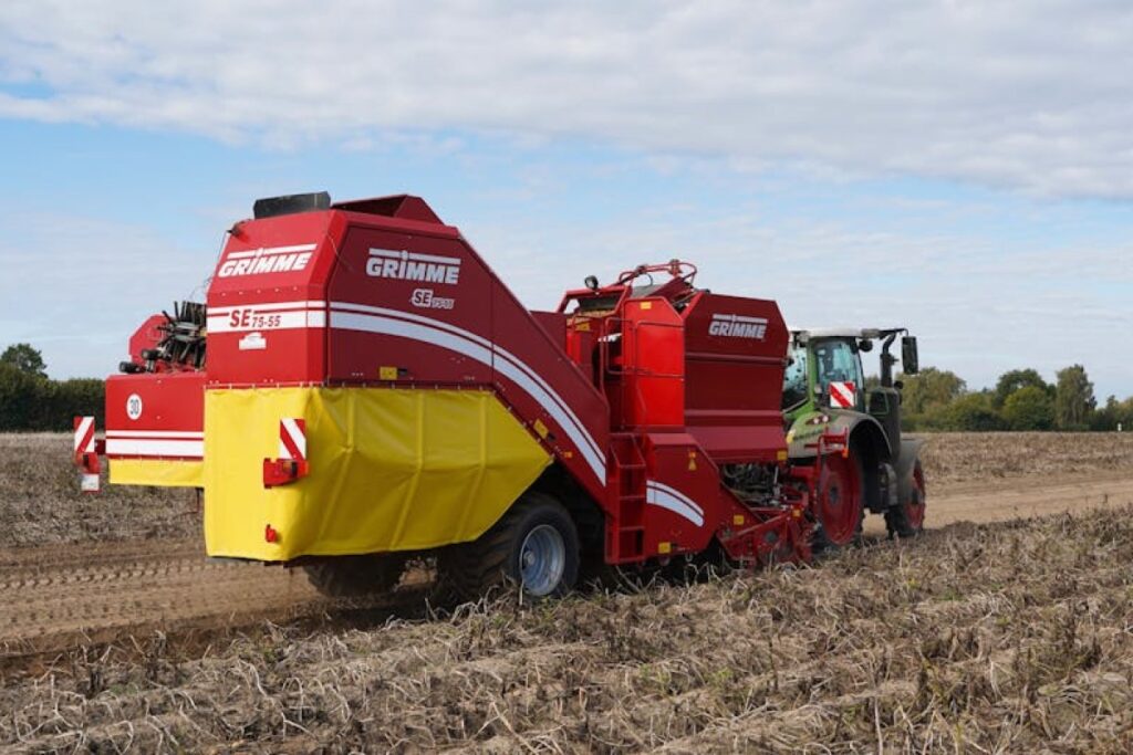 potato planter machine