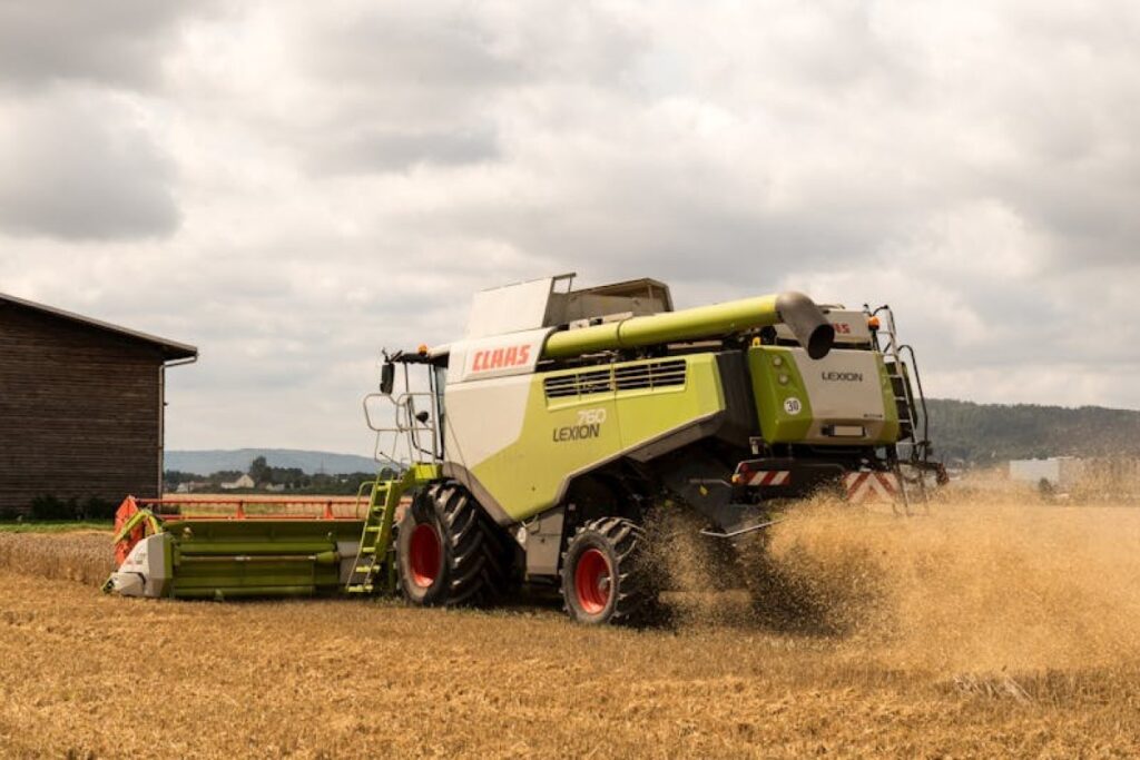 Claas Lexion 405 harvester