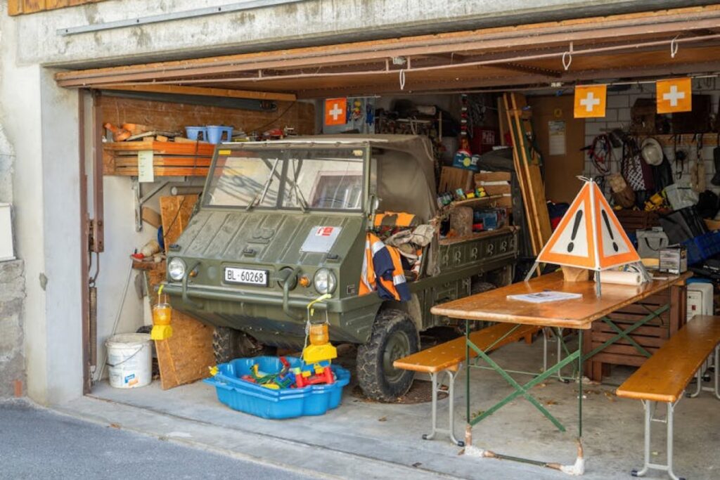 UNIMOG 406 vehicle