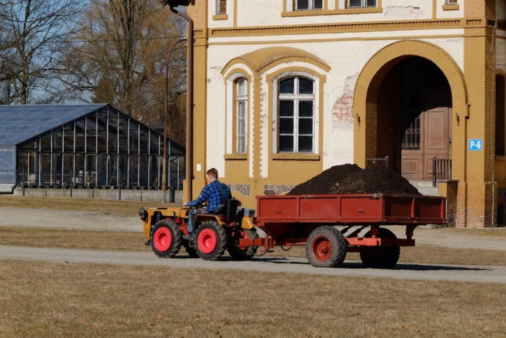 lawn tractor