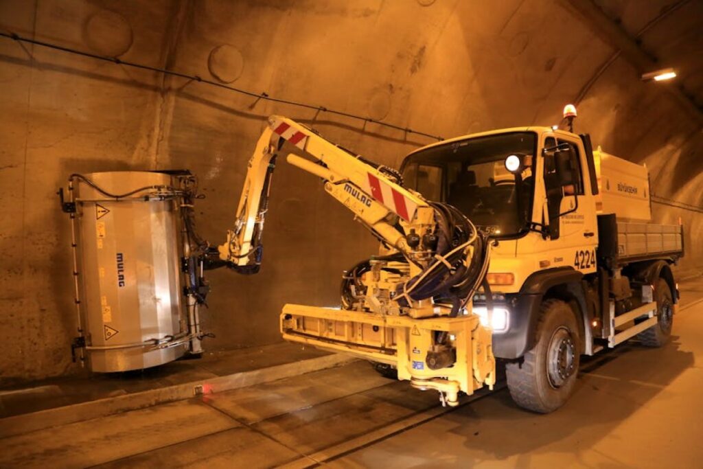 industrial tipper machine