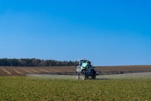 field sprayer boom