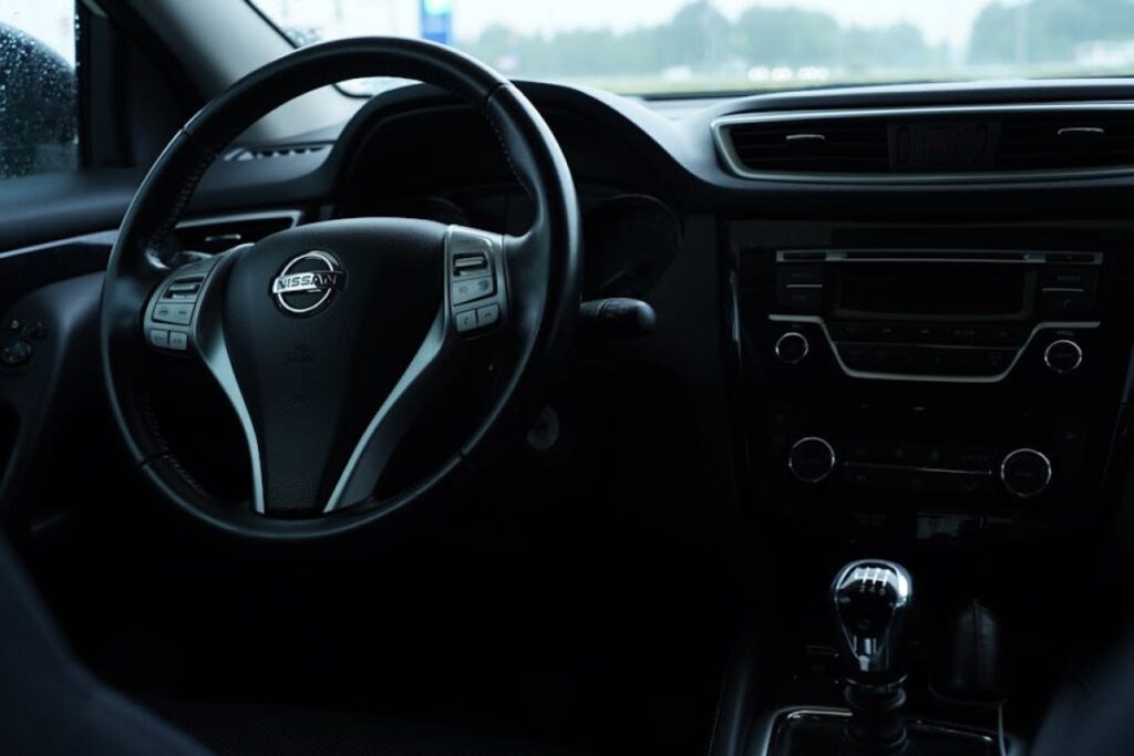 Nissan Qashqai car