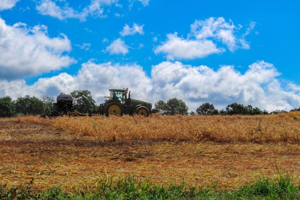 tractor field