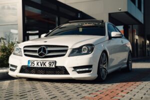 Mercedes W203 car
