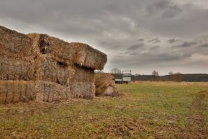 trailer agriculture straw