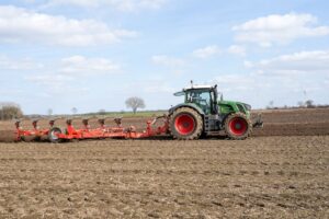 Kuhn Master 102