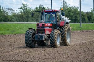 tractor CASE 5140
