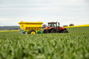 fertilizer spreader maintenance