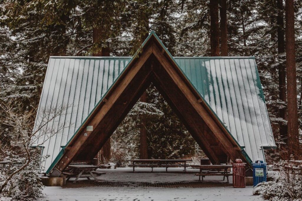 metal frame shelter