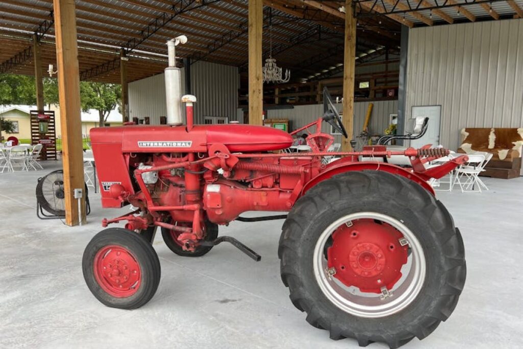 tractor farmall