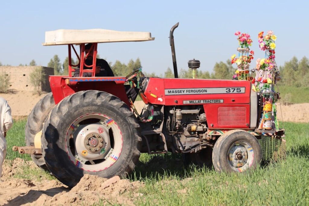 combine harvester Massey Ferguson