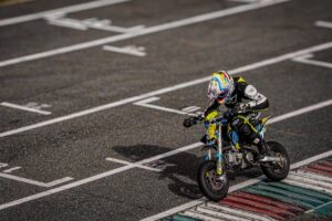 mini cross motorcycle