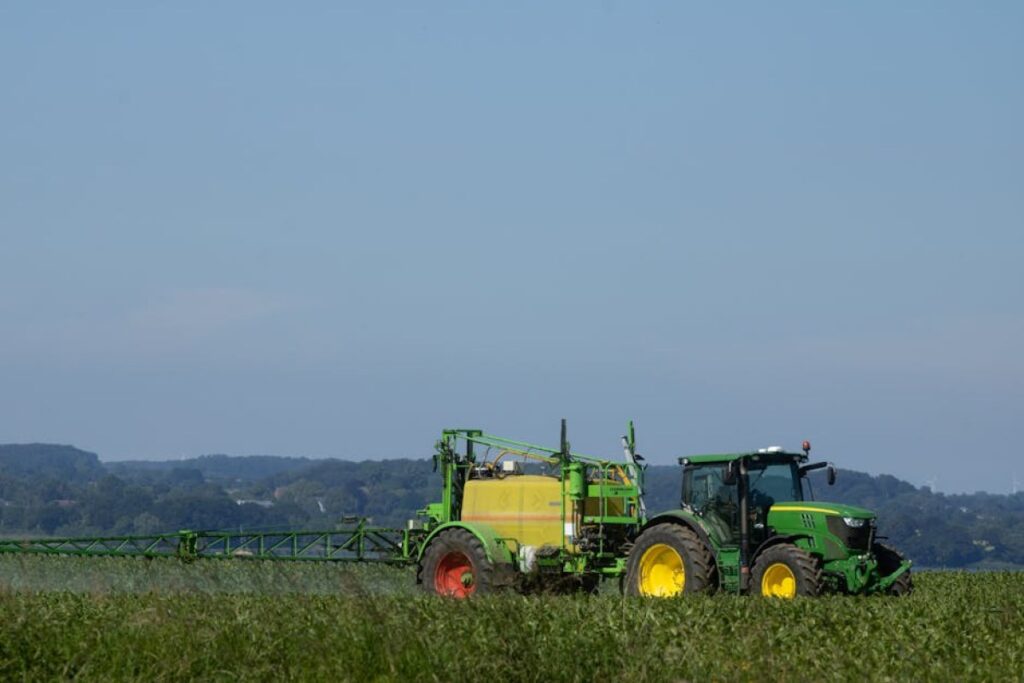 tractor