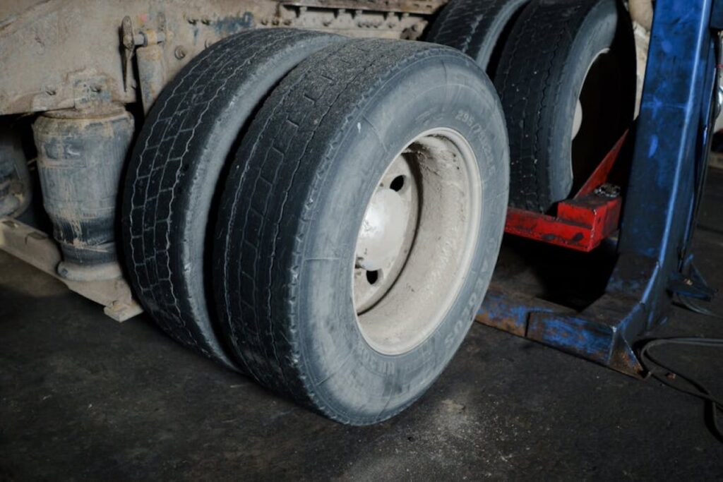 truck wheels tires