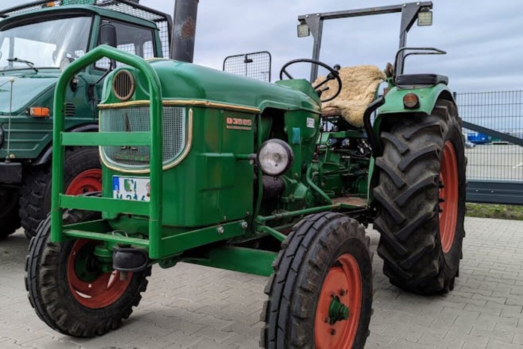 Deutz Fahr tractor