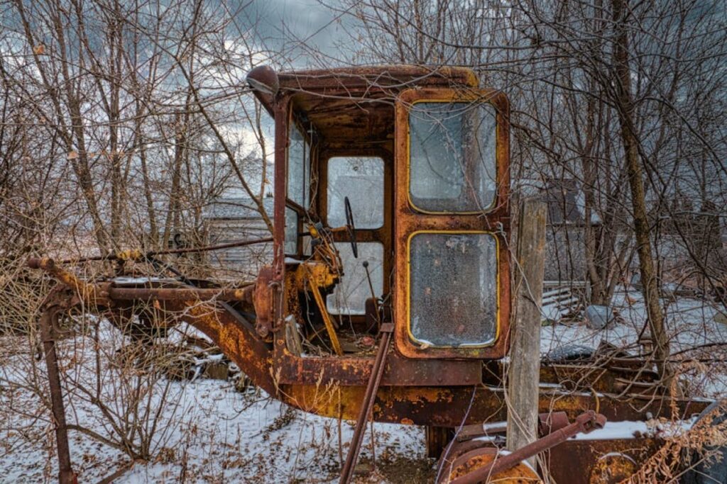 oldtractor cab