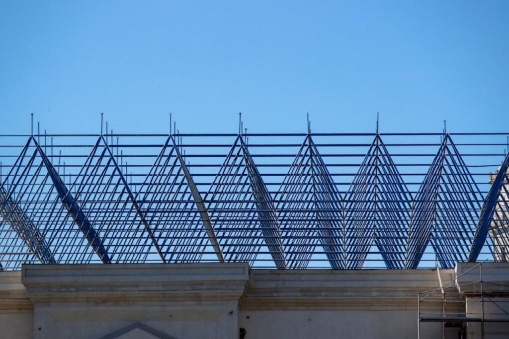 steel roof construction