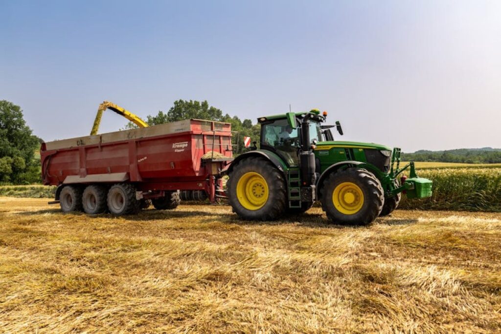Pronar T672 trailer