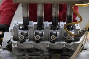 engine cylinder head