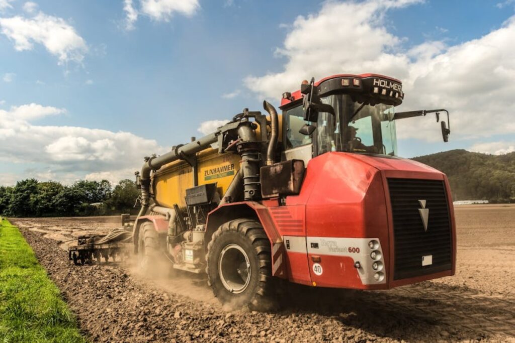 Holmer tractor field