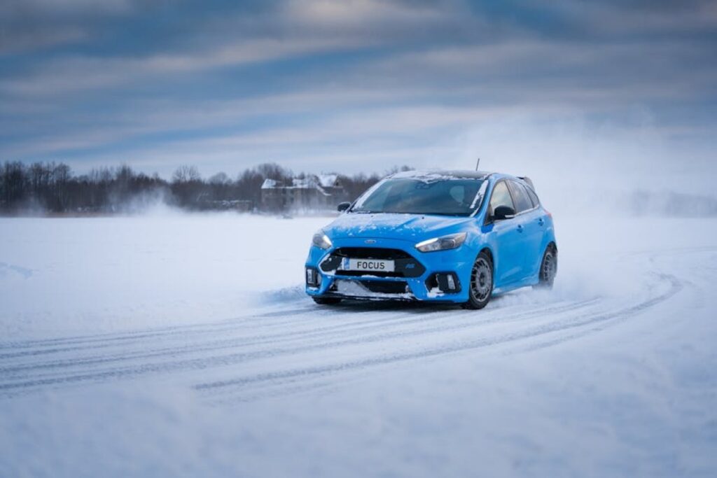 Ford Focus blue