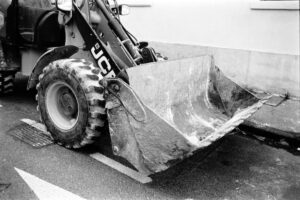 weidemann loader broken