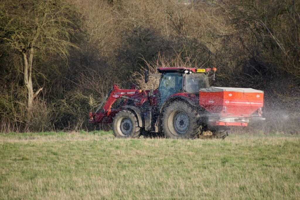 tractor mounted box