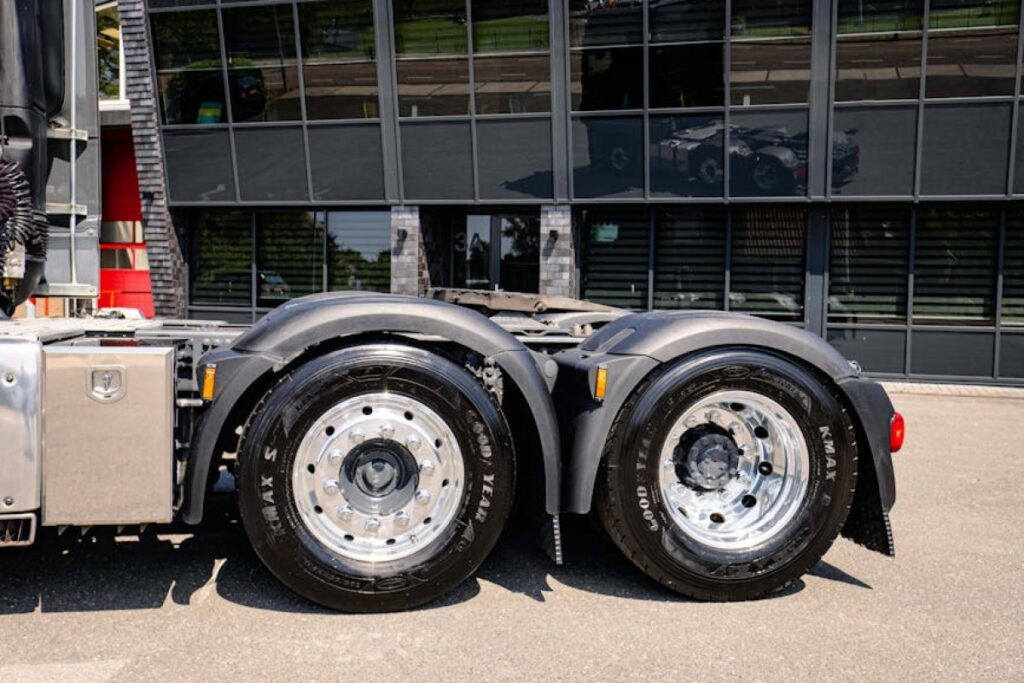 truck wheel rim