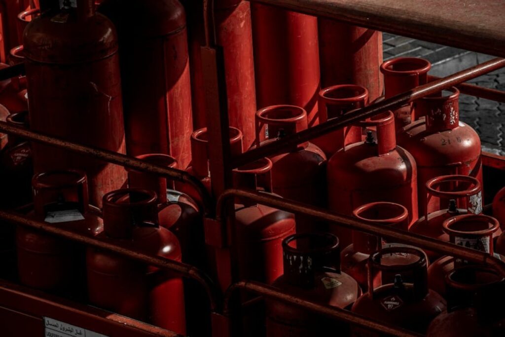 refrigerant cylinder