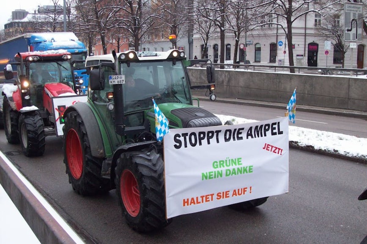 Knegt tractor