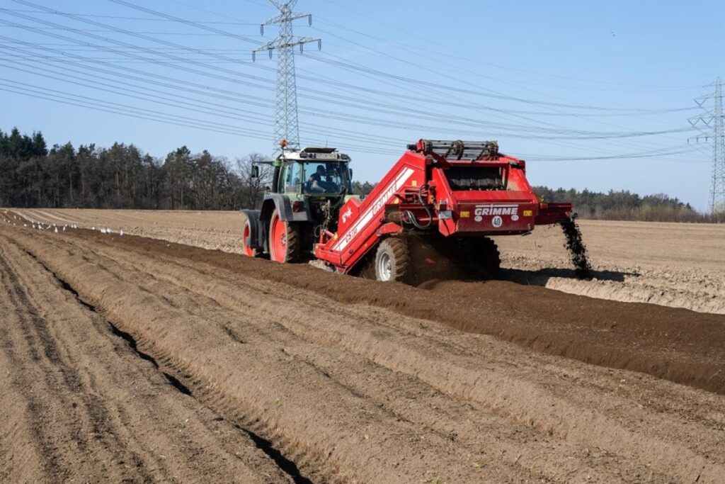 electric tractor