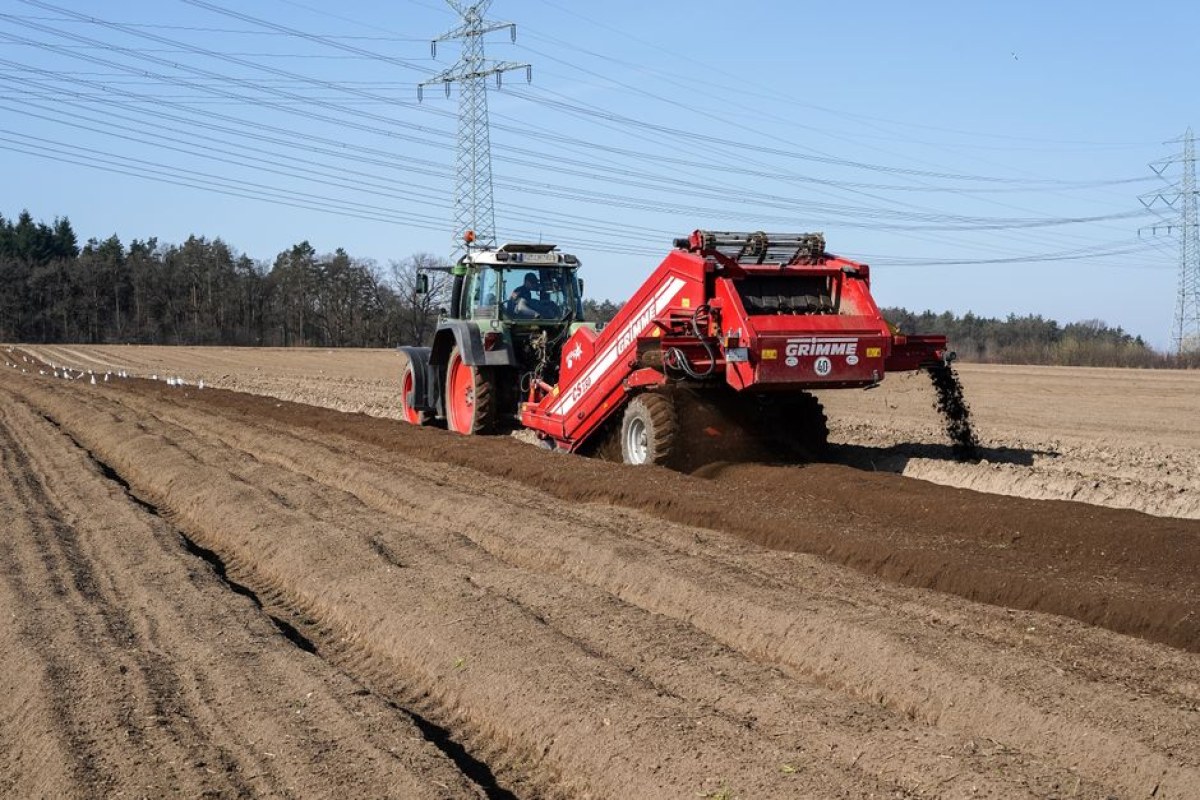 electric tractor