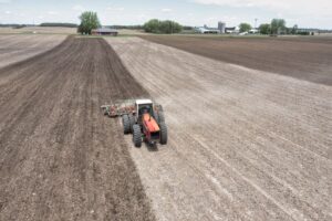 Zagłuszanie GPS utrudnia rolnictwo precyzyjne na Pomorzu i Mazurach