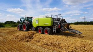 Nowa seria Claas Axion 8 CMATIC – trzy modele o mocy do 313 KM