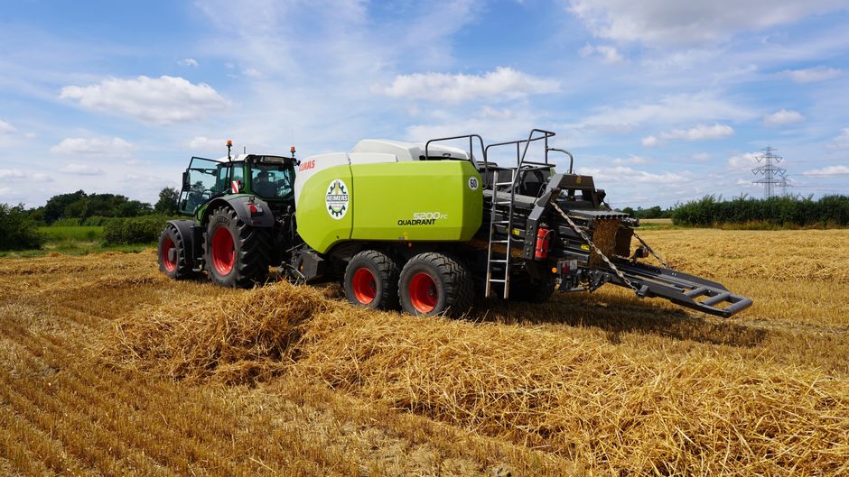 Nowa seria Claas Axion 8 CMATIC – trzy modele o mocy do 313 KM