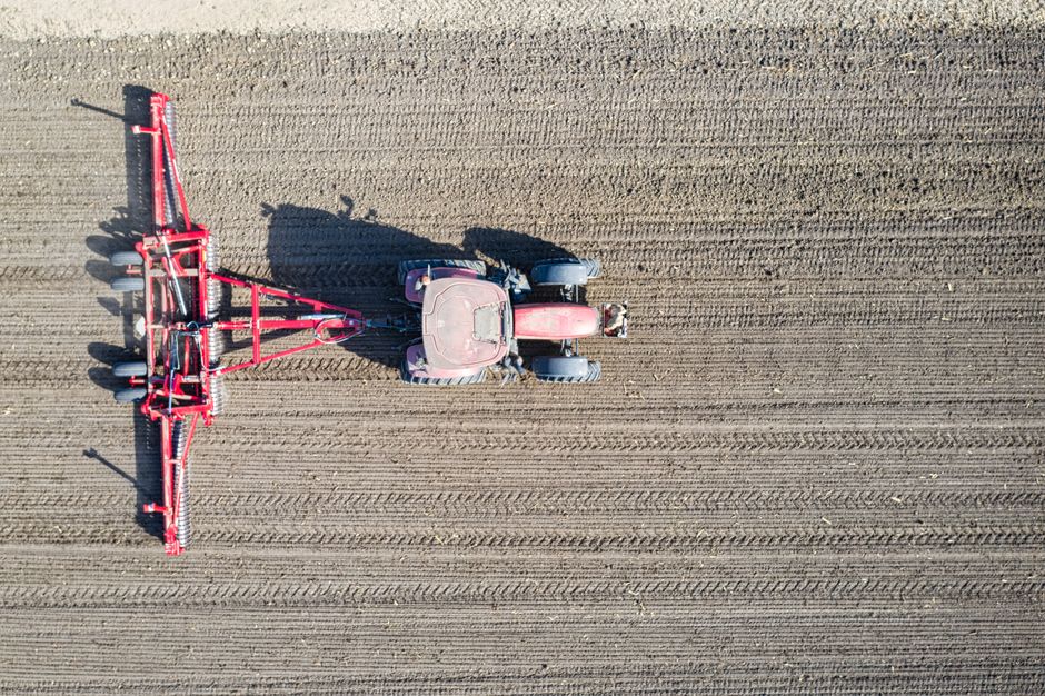 Kubota rozszerza ofertę pielników – precyzyjne zwalczanie chwastów blisko roślin