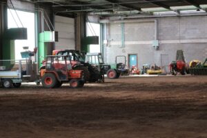 Rolnicze DIY: zgrabiarka z części za 700 zł, pług do szparagów i mikroprzyczepy